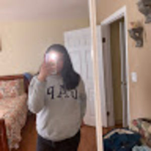 Meet your Posher, Yaneli